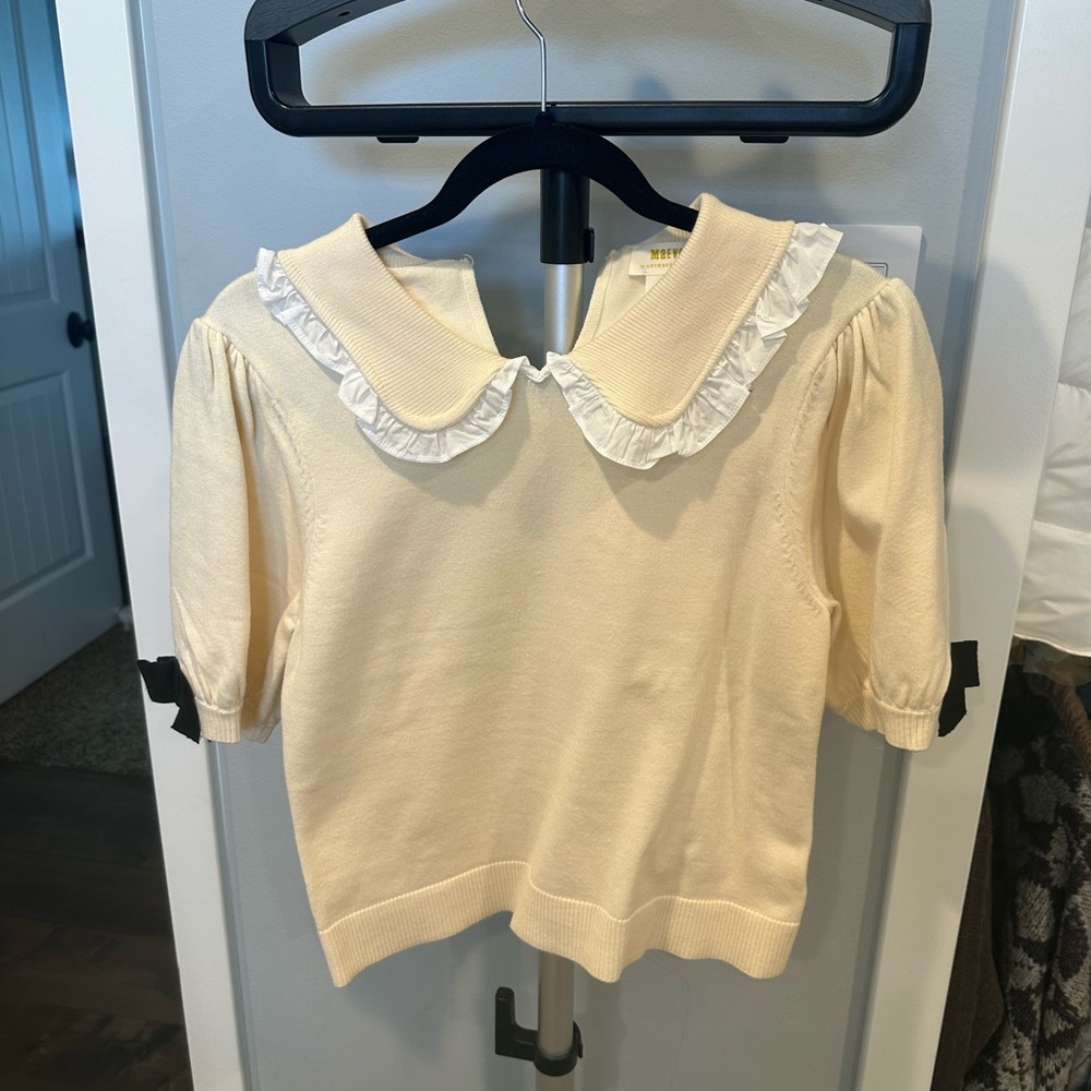 Cream woman's  Shirt with Ruffled Collar